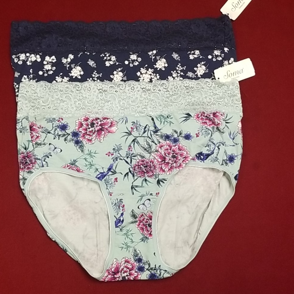 Soma Embraceable Supersoft Large Panties
